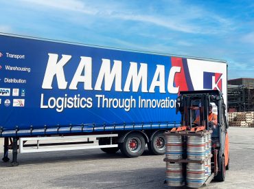 KAM2025.006 Loading Kegs